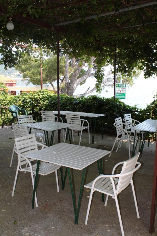 Apartments By The Sea Igrane, Makarska - 6653 מראה חיצוני תמונה
