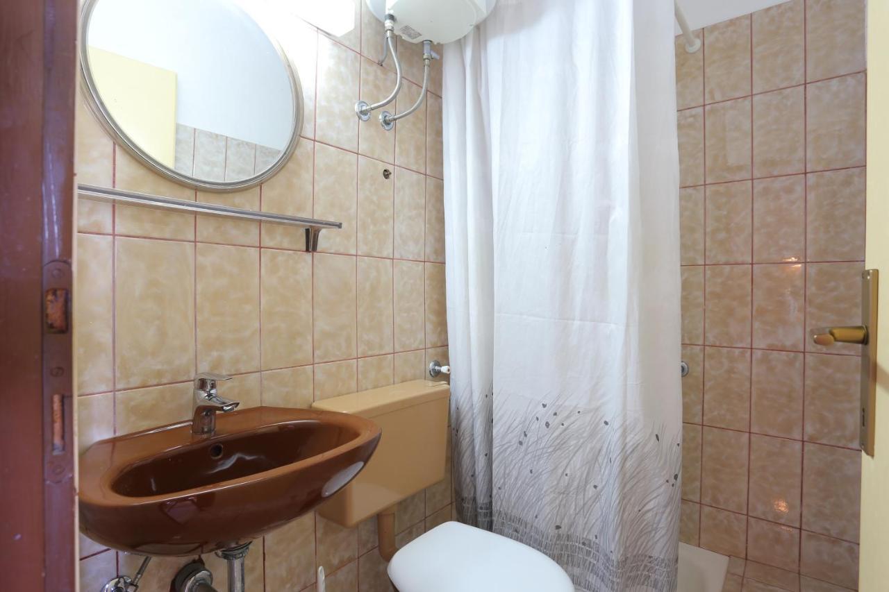 Apartments By The Sea Igrane, Makarska - 6653 מראה חיצוני תמונה