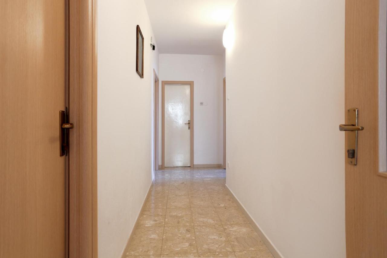 Apartments By The Sea Igrane, Makarska - 6653 מראה חיצוני תמונה