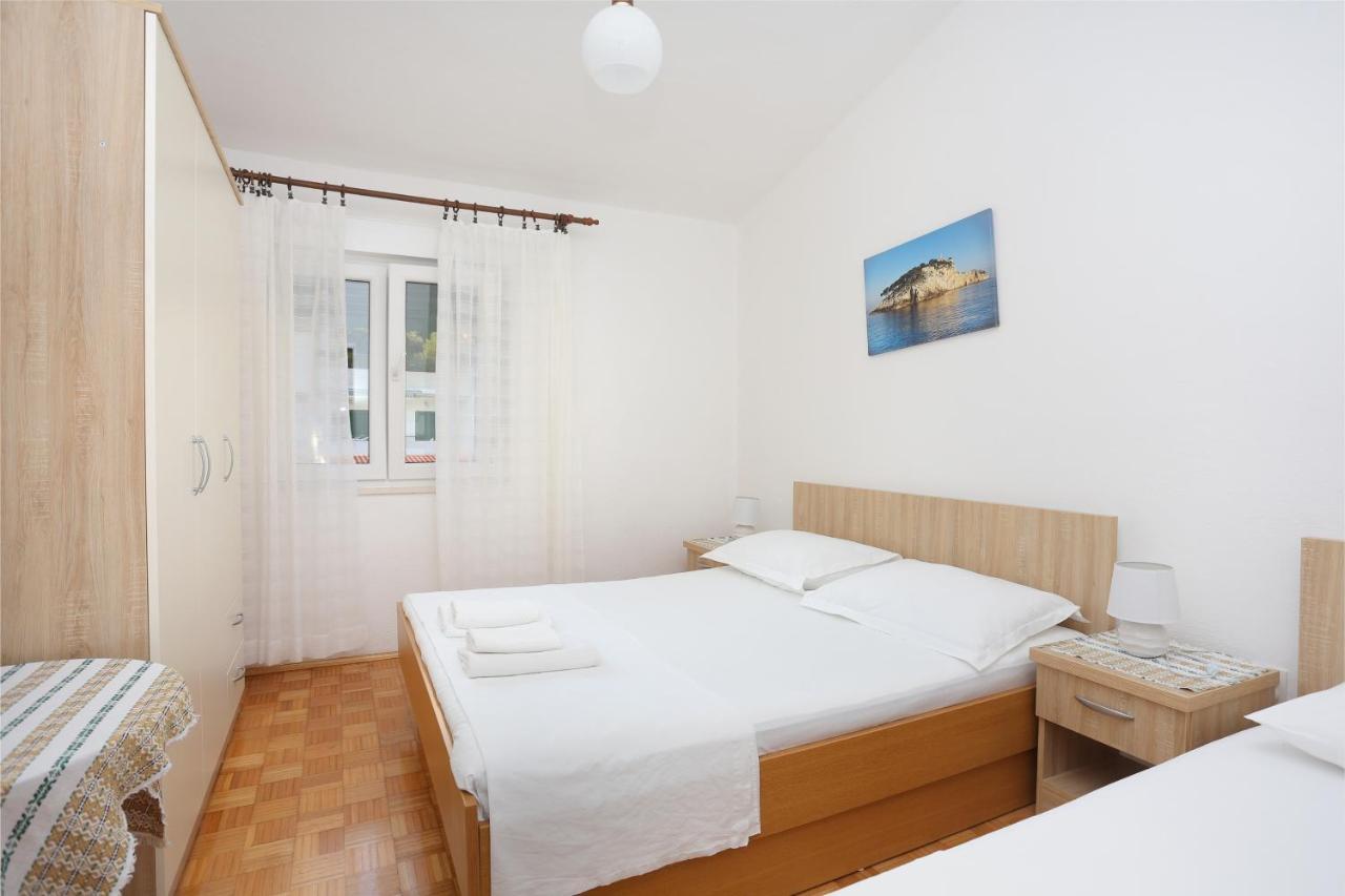 Apartments By The Sea Igrane, Makarska - 6653 מראה חיצוני תמונה
