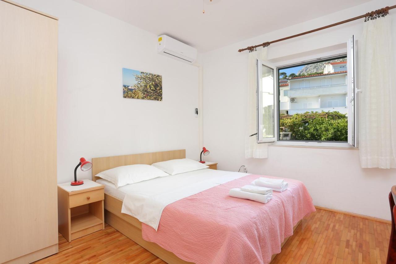 Apartments By The Sea Igrane, Makarska - 6653 מראה חיצוני תמונה